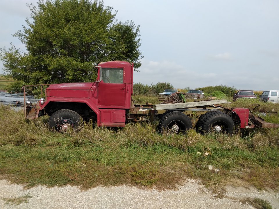 1953 Mack 5 ton.jpg