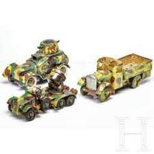 3military vehicles.jpg