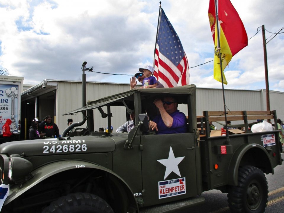 parade 2.jpg