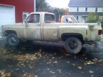 cucv dually home in driveway.jpg