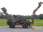 Unimog 406 loader.jpg