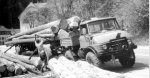 Unimog 406 logging1.jpg