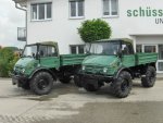 Unimog 406 pair.jpg