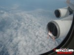 hot_weird_funny_amazing_cool3_outside-airplane-window-funny-2_200907260201109443.jpg