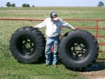big_tires_on_rims_101.jpg