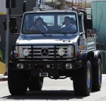 Arnold-schwarzenegger-Unimog.jpg