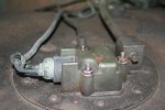 20110808 4 in-tank fuel pump fuse housing.jpg