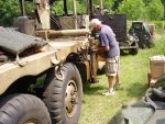 filling_biodiesel_veggie_oil_2_121.jpg