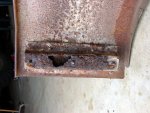 Rusted-Fender-Brackets.jpg