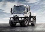 2014-Mercedes-Benz-Unimog-2.jpg