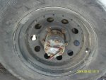Front axle hub with four wheel drive engagement.jpg