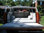 cut_suburban_rear_182.jpg
