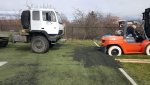 pulling fork lift01.jpg pulling fork lift01.jpg